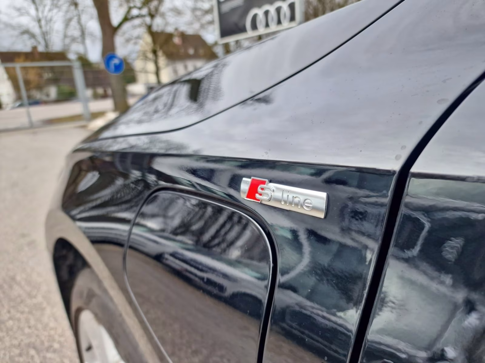 Sportback 40 TFSI e S line PDC+ NAVI+ S-Sitze