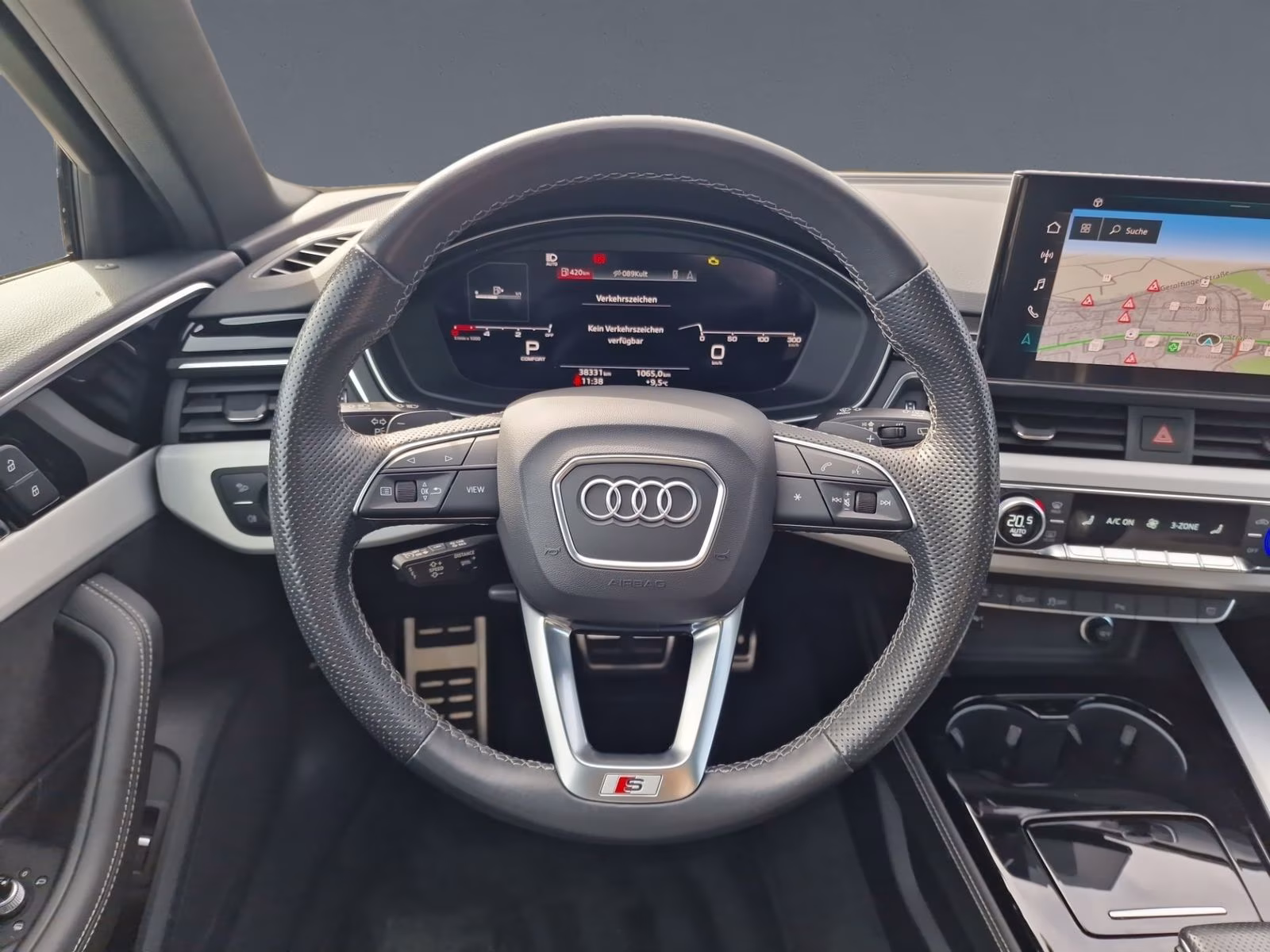 Avant 40 TDI qu S line competition+ MATRIX