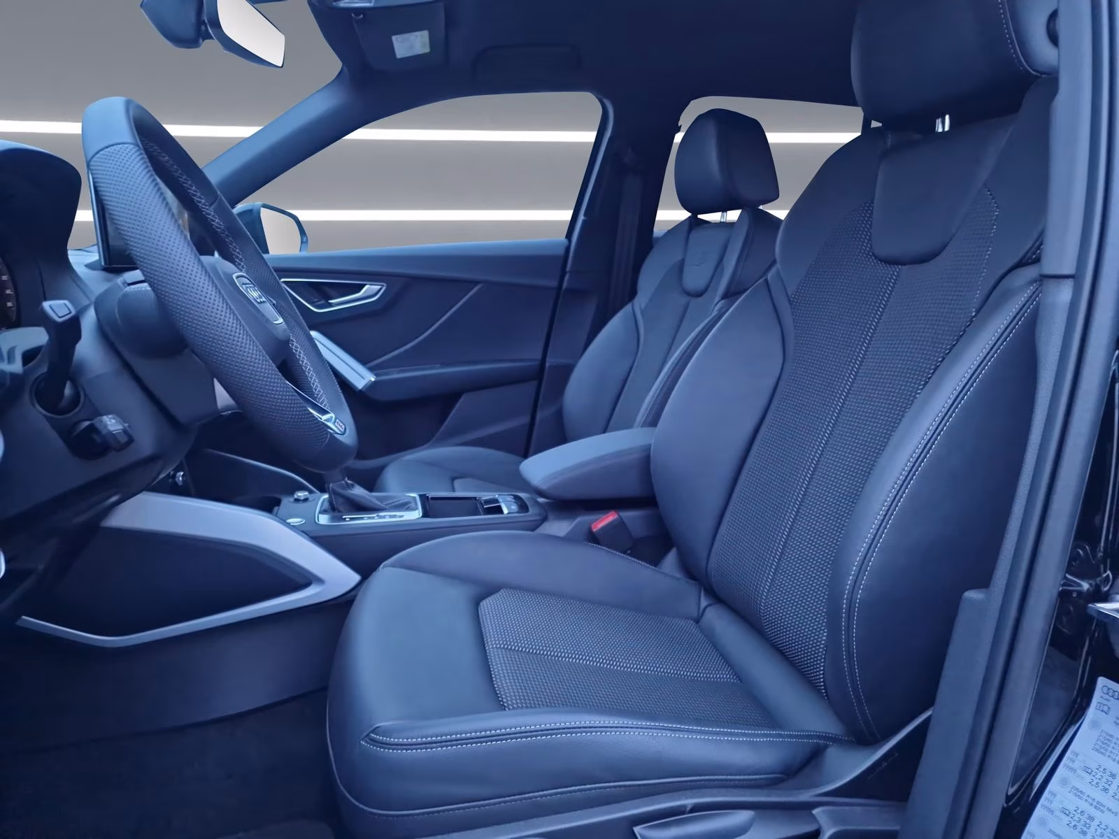 Audi Q2 35 TDI S line MATRIX KAMERA AHK ACC SHZ 18"