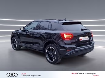 Audi Q2 35 TDI S line MATRIX KAMERA AHK ACC SHZ 18"