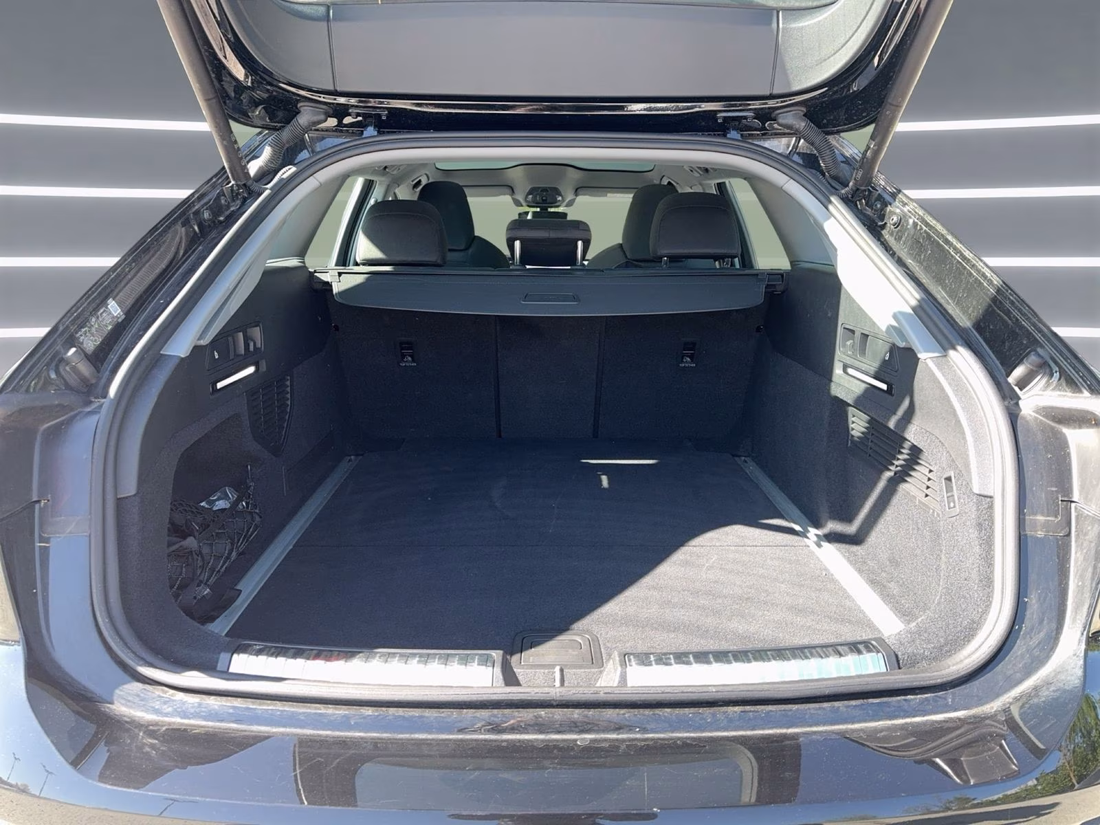 Avant TDI qu Tech+ AHK MATRIX Memory Pano 19"