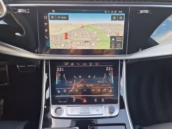 Audi Q8 TFSI e qu S line Laser Pano Luft AHK MASSAGE