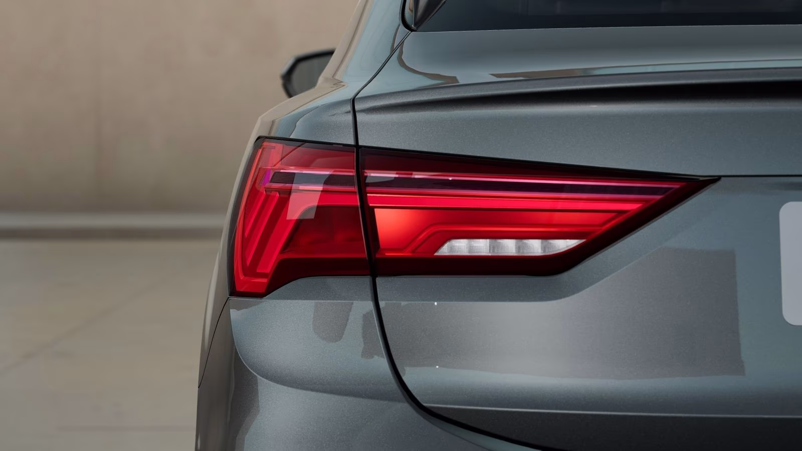 Sportback 40 TDI qu S line LED Kamera ACC 18"