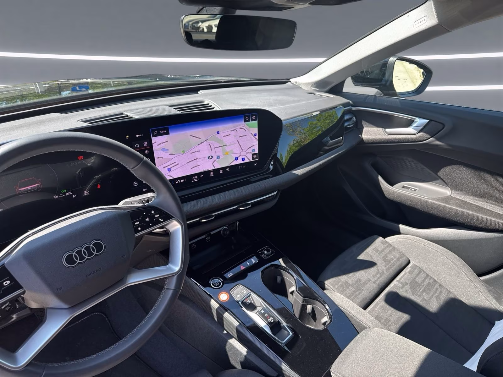 Avant TDI Tech LED+ STHZG Kamera PDC+ ACC 17"