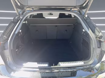 Avant TDI Tech LED+ STHZG Kamera PDC+ ACC 17"