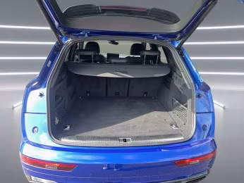 Audi Q5 55 TFSI e qu S line MATRIX AHK PANO 360° 21"
