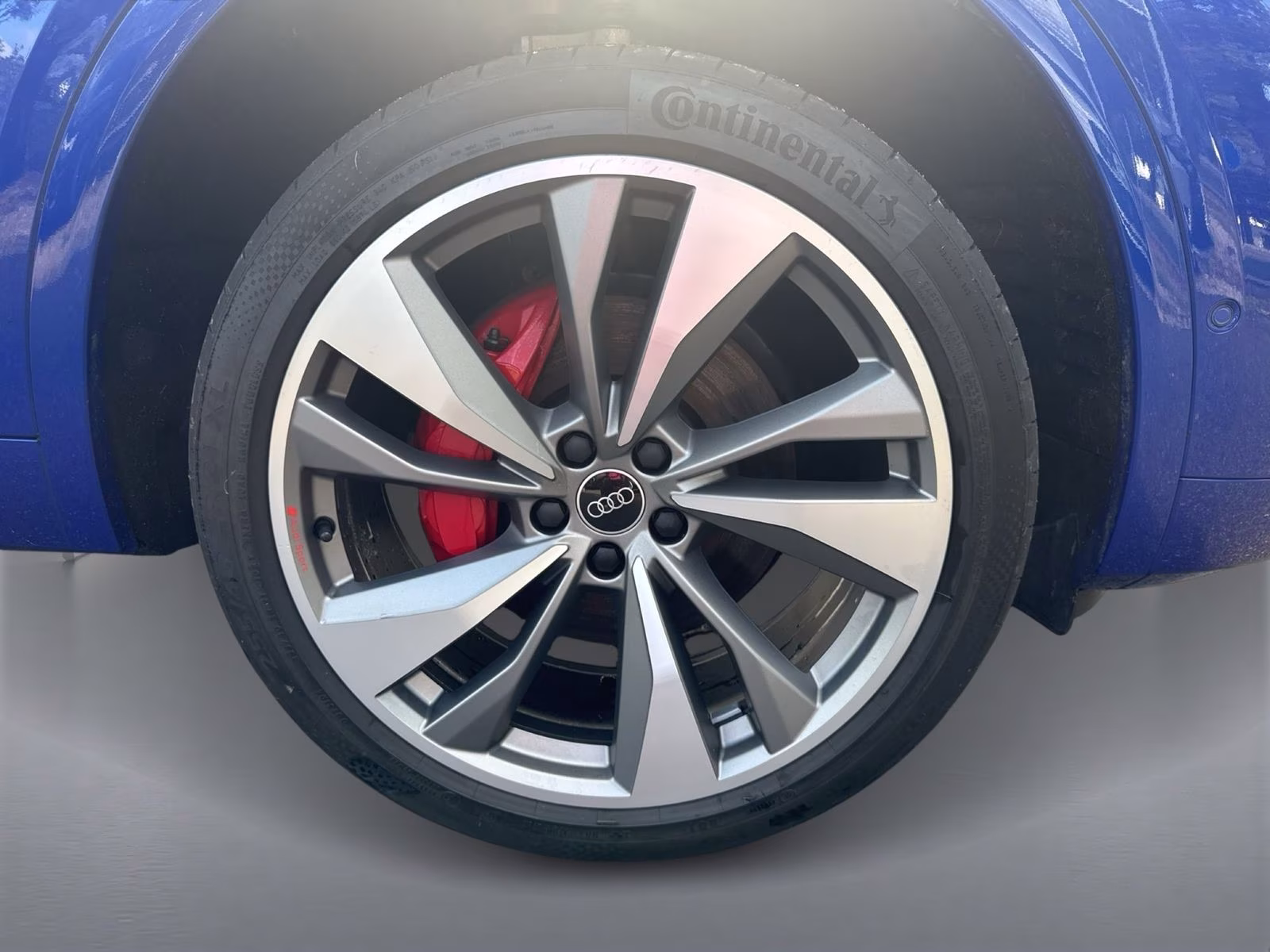 Audi Q5 55 TFSI e qu S line MATRIX AHK PANO 360° 21"