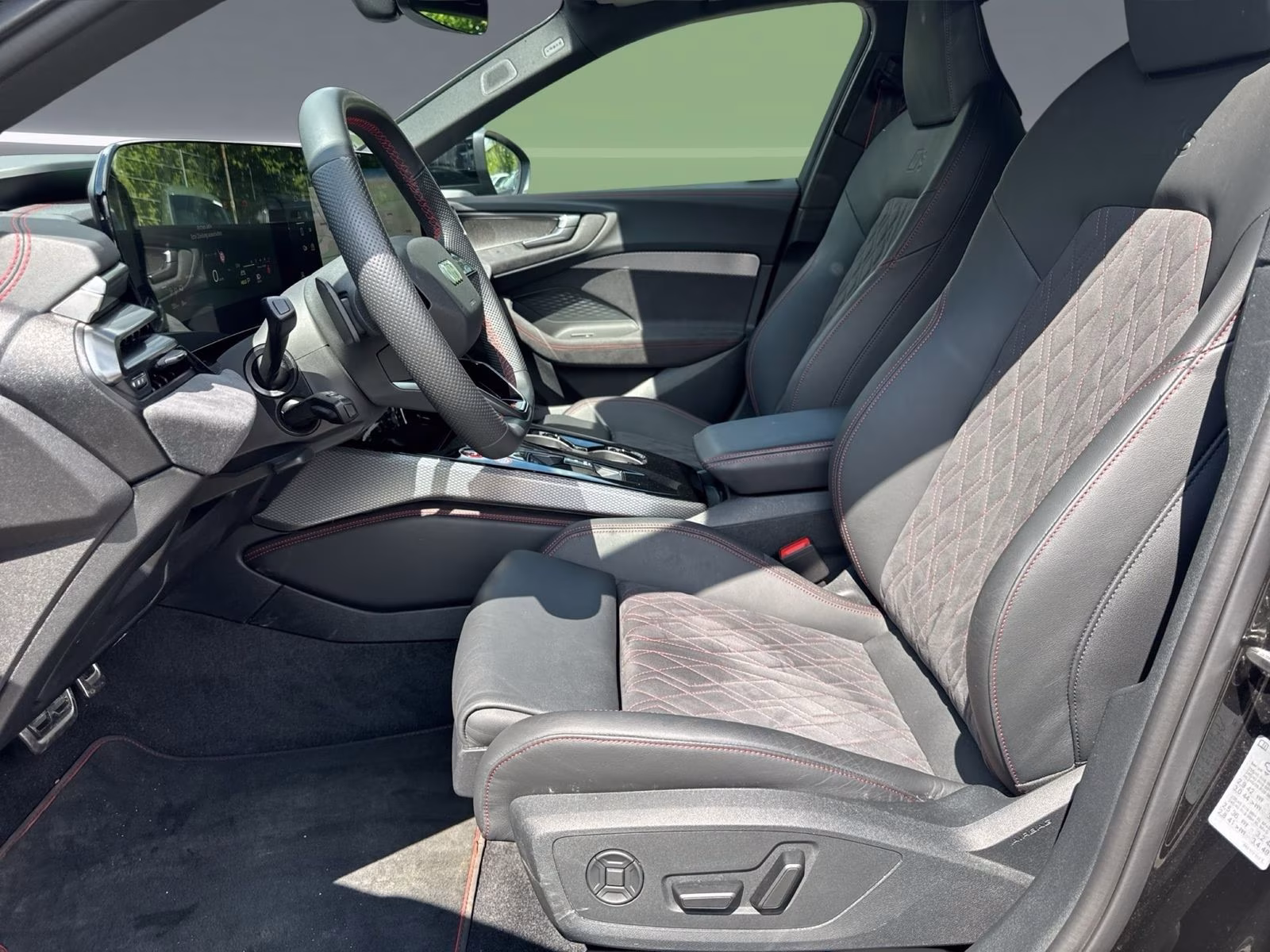 Avant e-hybrid qu S line Tech+ MATRIX AHK B&amp;O