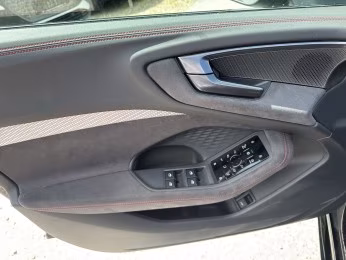 Avant e-hybrid qu S line Tech+ MATRIX AHK B&amp;O