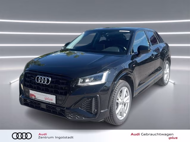 Audi Q2 40 TFSI qu S line LED KAMERA AHK ACC PDC+ 18&amp;quot;