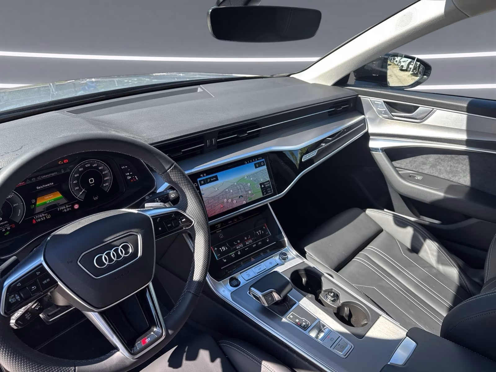 Avant 55 TFSI e qu S line HD-MATRIX Pano AHK