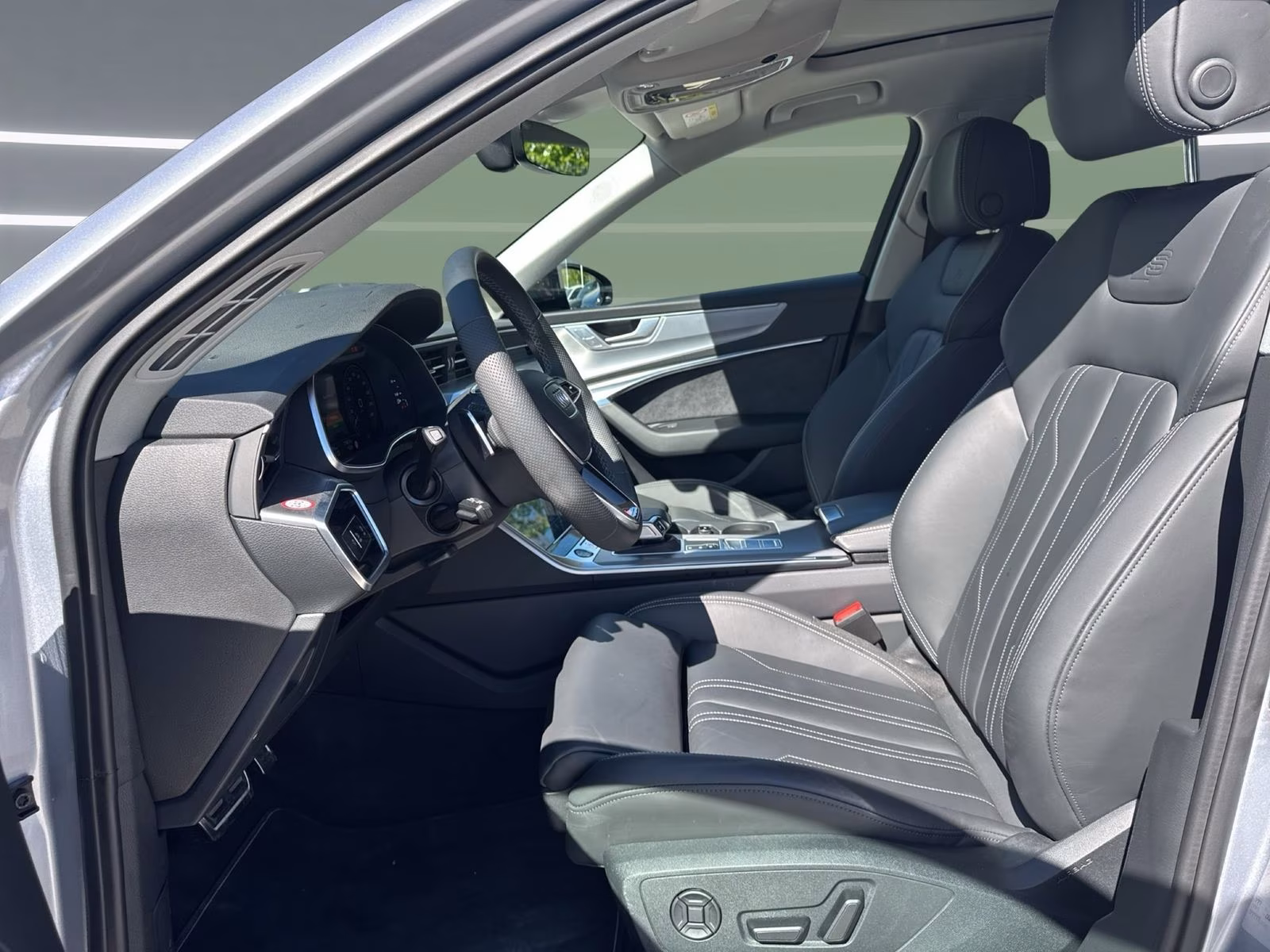 Avant 55 TFSI e qu S line HD-MATRIX Pano AHK