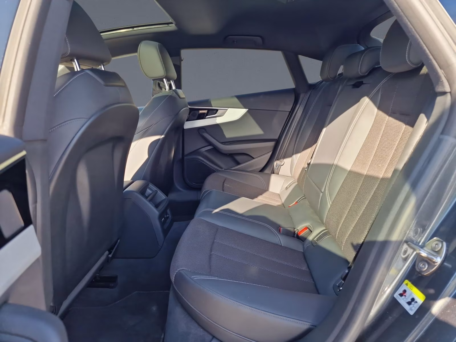 Sportback 40 TDI qu S line MATRIX Pano AHK