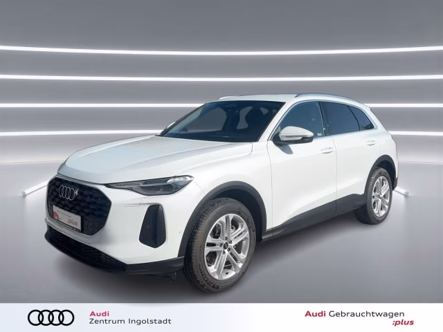 Audi Q5 TFSI Tech LED+ AHK Kamera ACC NAVI 19&amp;quot; PDC+