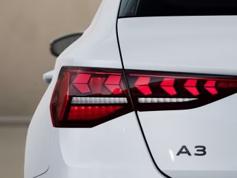 Sportback 40 TFSI e S line LED AHK KAMERA ACC