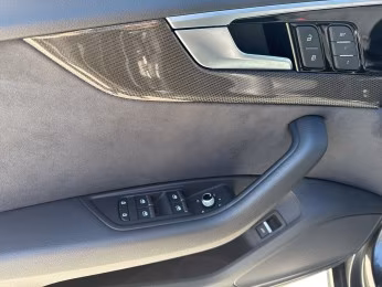 Sportback TDI LASER AHK HuD MASSAGE ACC 20"