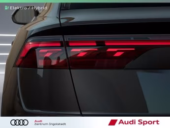 SUV S line business TFSI e qu UPE 131.820,-