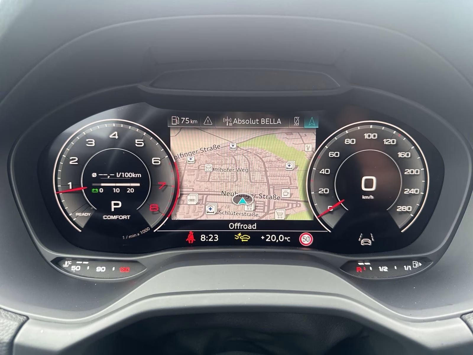 Audi Q2 40 TFSI qu advanced KAMERA ACC PDC Optik-schw