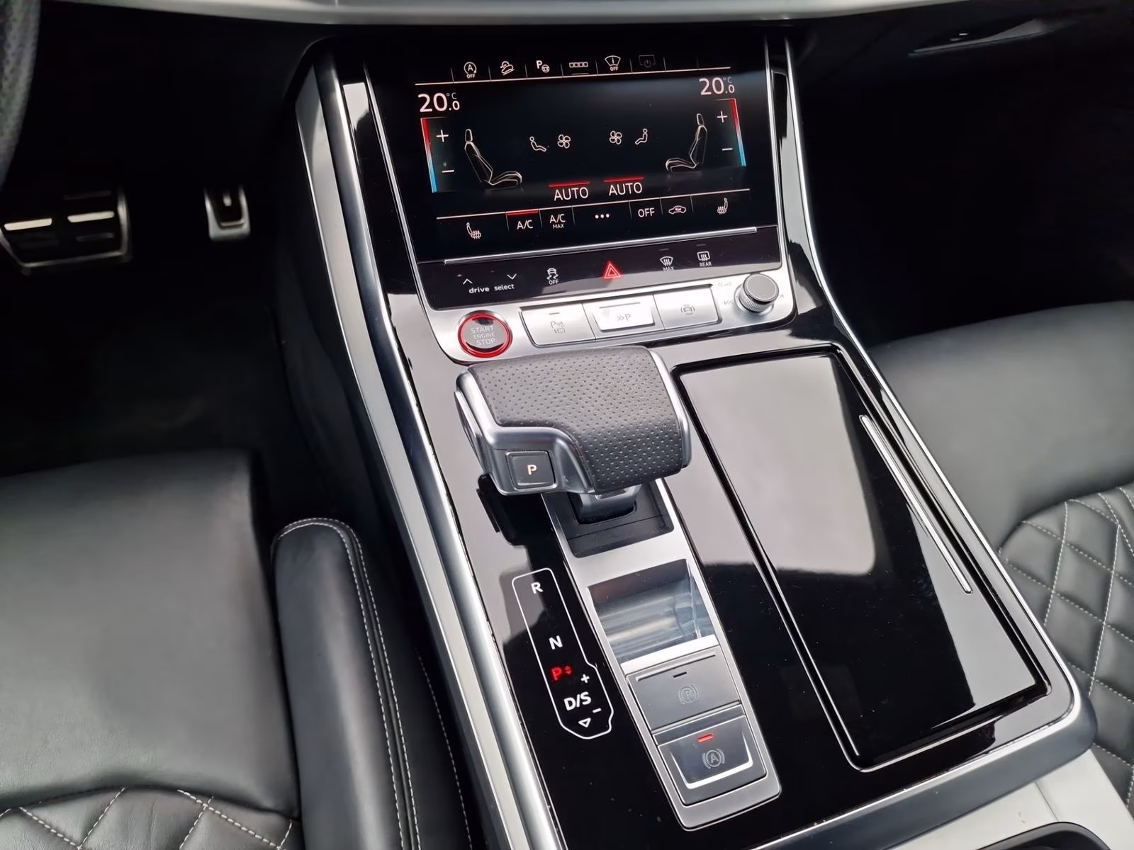 Audi SQ8 TFSI qu Luft HD-MATRIX AHK Pano HuD S-Sitze