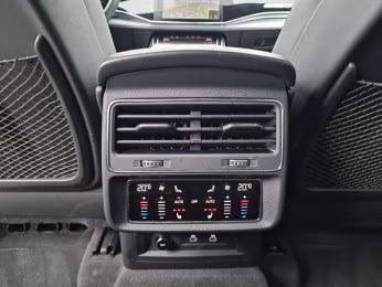 Audi SQ8 TFSI qu Luft HD-MATRIX AHK Pano HuD S-Sitze