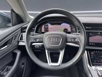 Audi Q8 50 TDI qu LED Luft AHK 360° HuD ACC PDC+ 20"