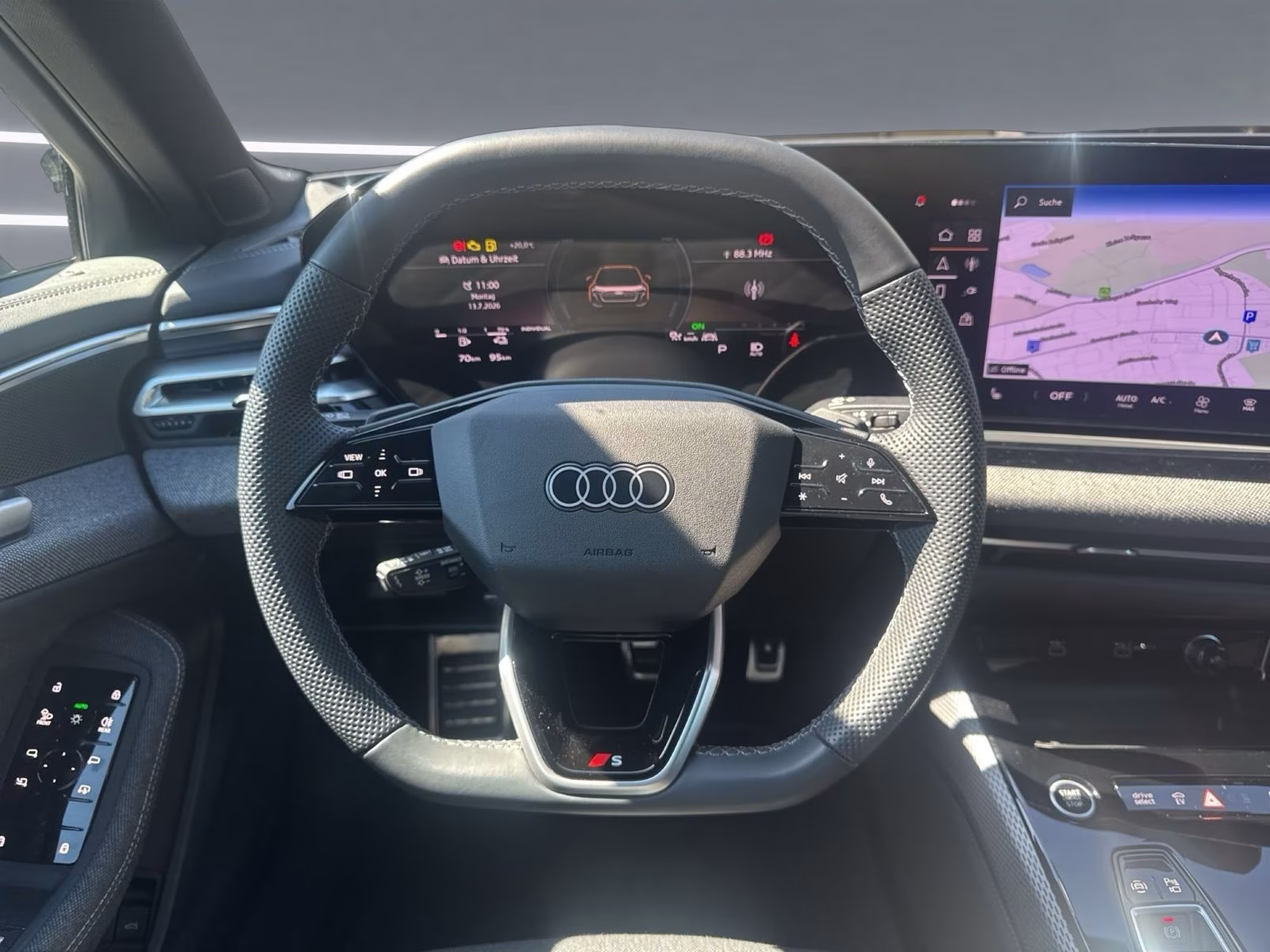 Limousine e-hybrid qu edition one Tech+ AHK