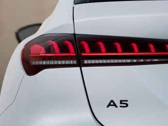 Avant TFSI qu S line Tech+ MATRIX PANO AHK