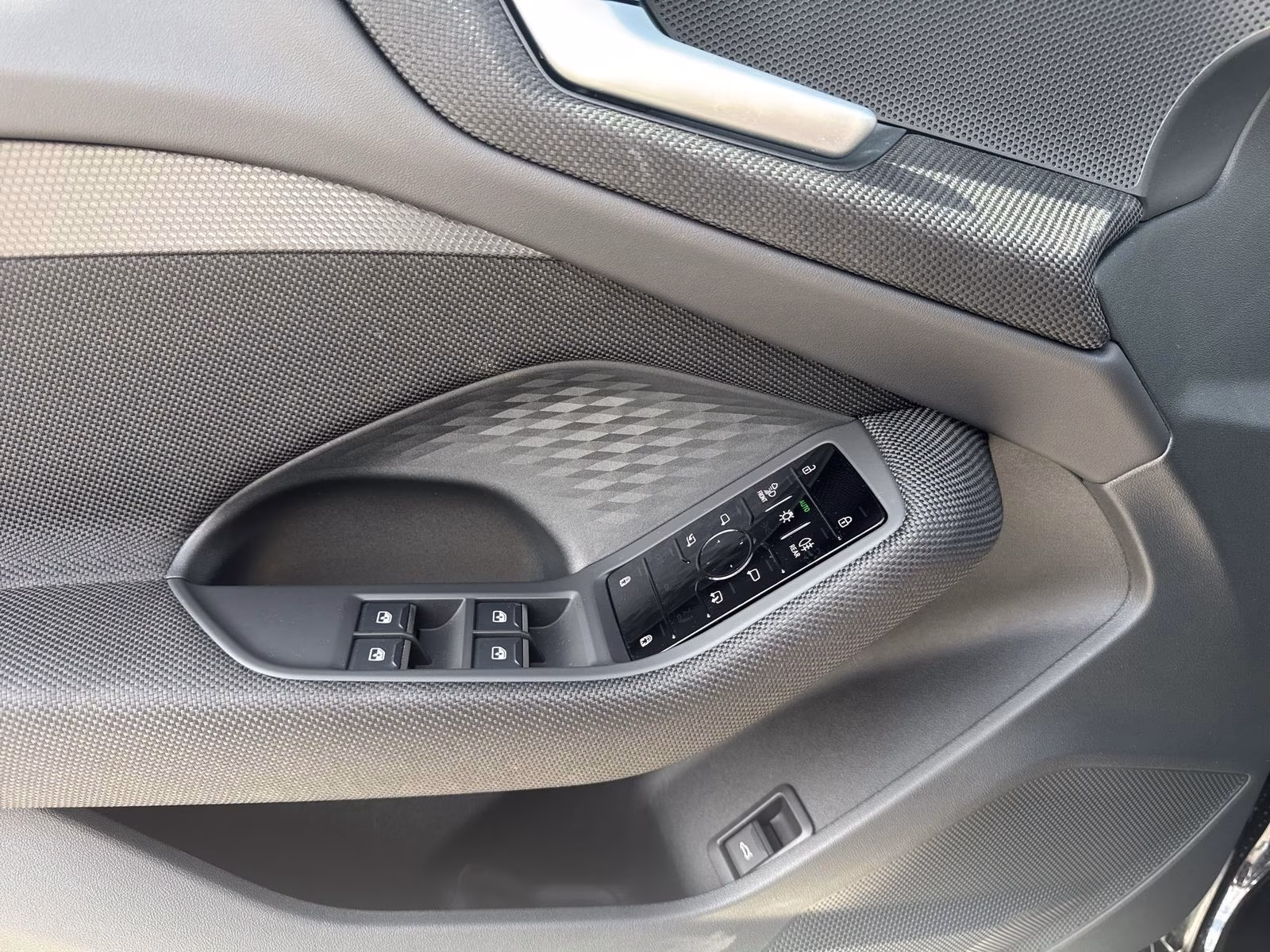 Avant TDI qu Tech LED Kamera ACC PDC SHZ 18"