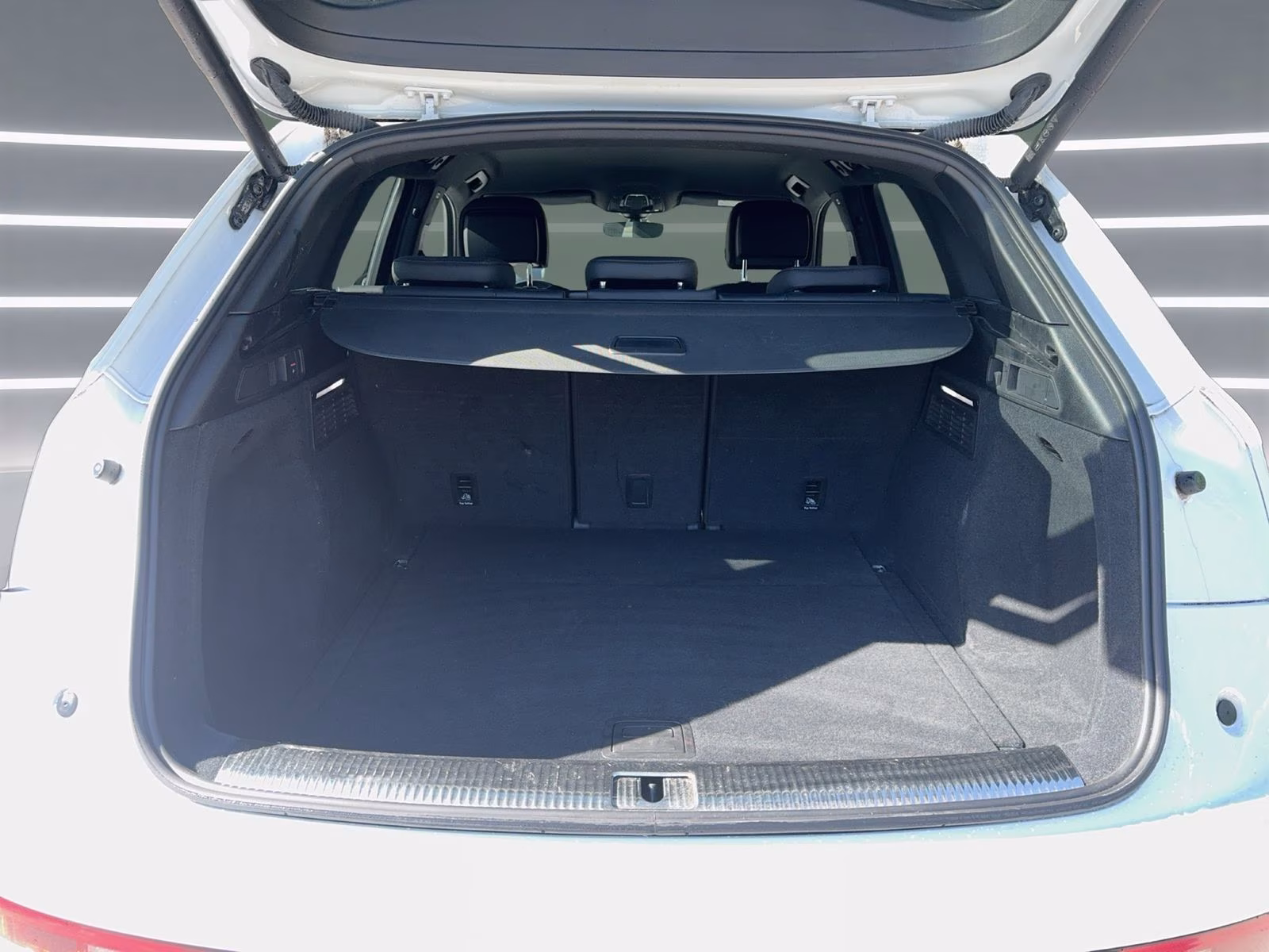 TDI qu MATRIX AHK KAMERA HuD ACC PDC+ 21"