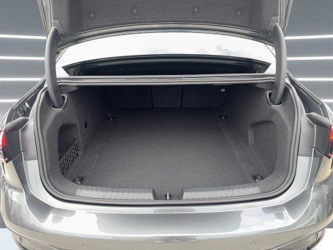 Audi A6 Limousine TDI qu edition one Tech pro MATRIX