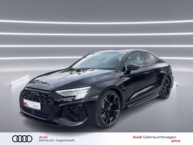 Audi RS3 Limousine MATRIX B&amp;amp;O RS-AGA Navi+ PDC 19&amp;quot;
