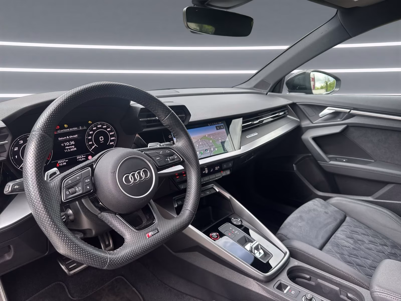 Limousine MATRIX B&amp;O RS-AGA Navi+ PDC 19"