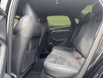 Limousine MATRIX B&amp;O RS-AGA Navi+ PDC 19"