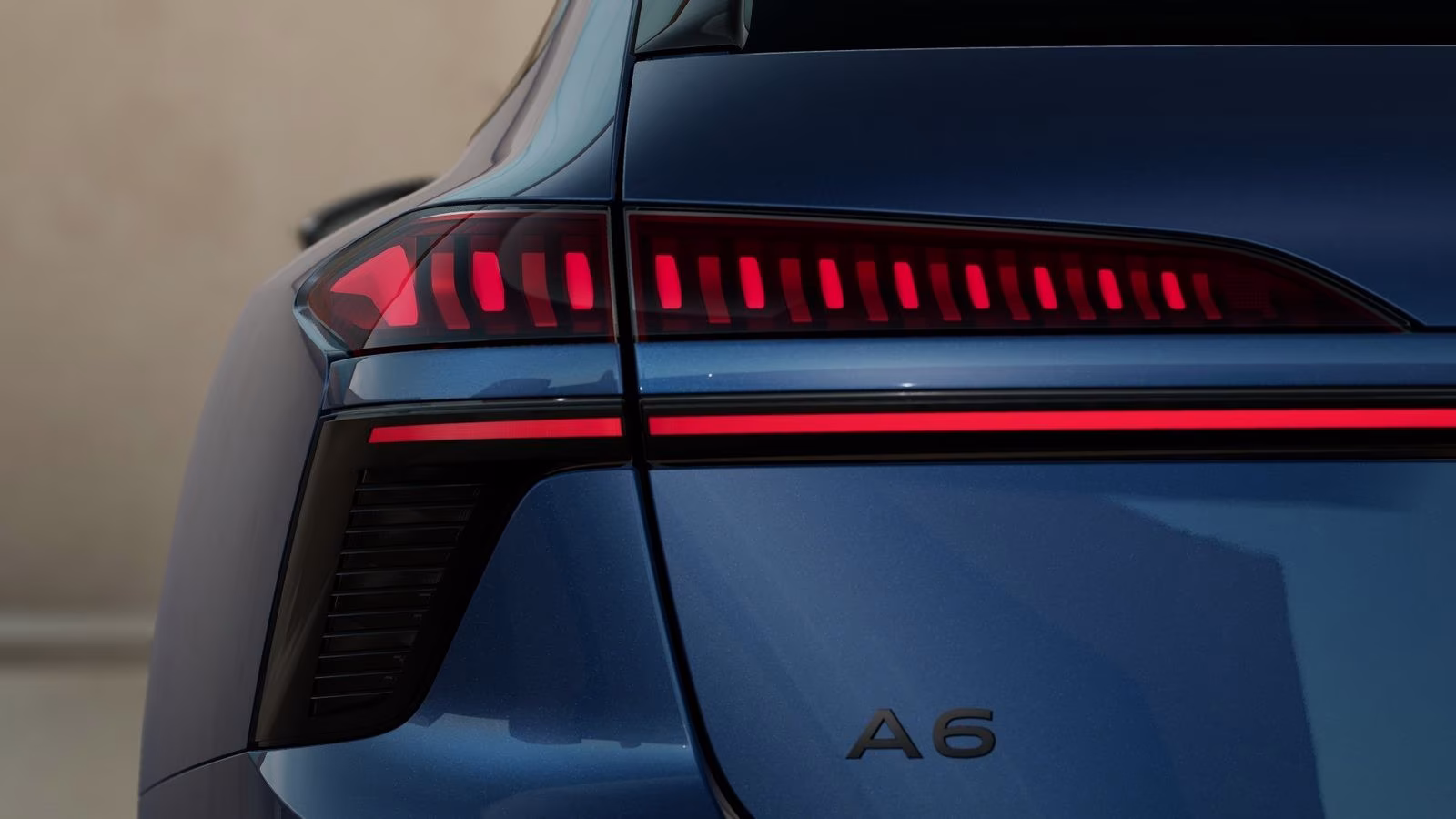 Avant TDI S line Tech+ MATRIX AHK Pano HuD