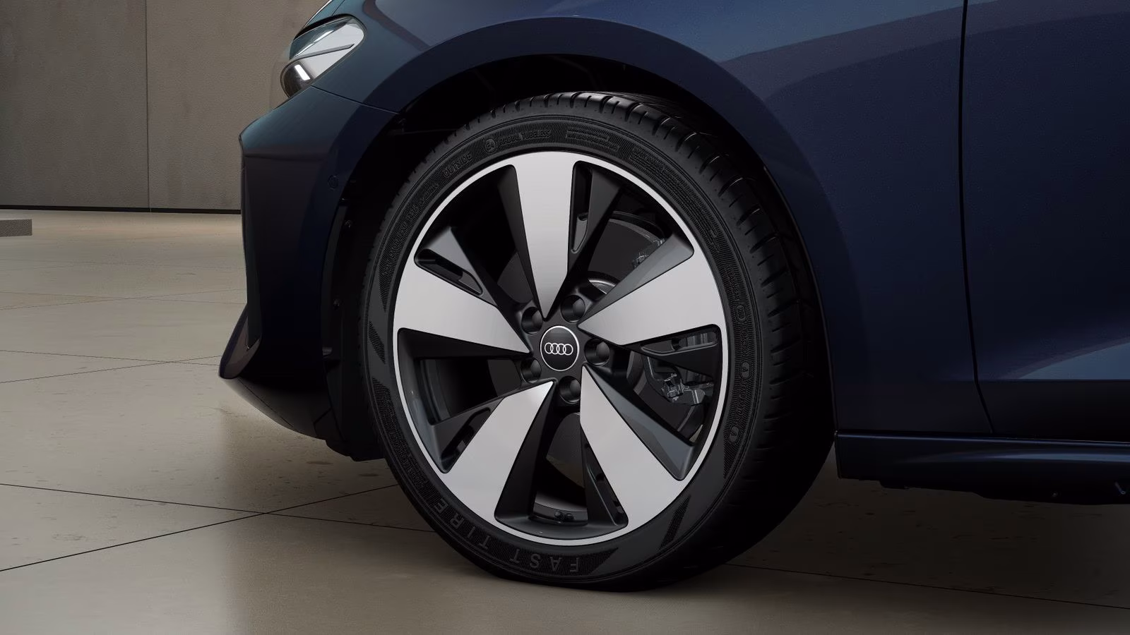 Avant TDI qu Tech+ AHK MATRIX 360° PDC 19"