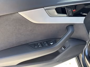 Avant 40 TFSI qu S line AHK PANO LED NAVI 18"