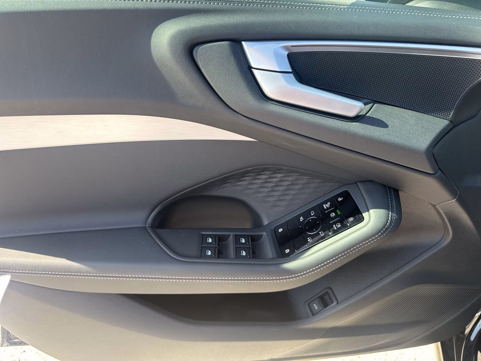 Avant TDI qu Tech STHZG LED Kamera PDC ACC