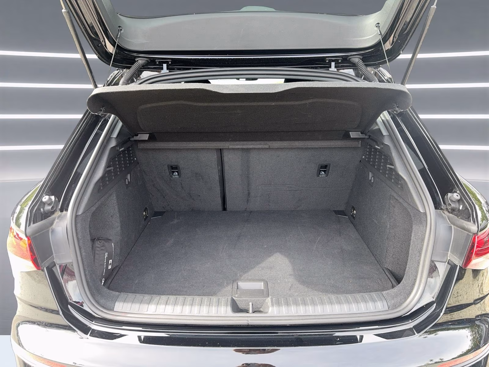 Sportback 30 TFSI LED PDC+ SHZ NAVI+ Virtual+