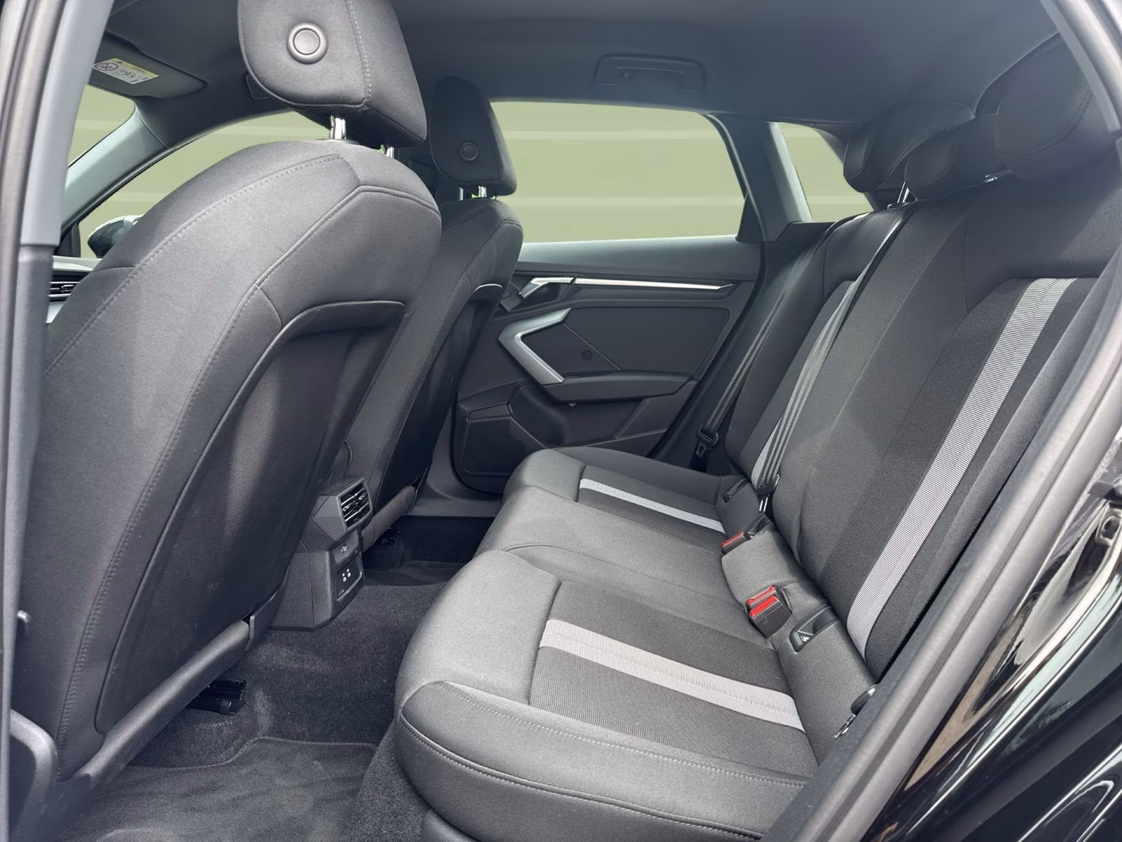 Sportback 30 TFSI LED PDC+ SHZ NAVI+ Virtual+