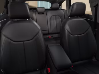 Avant TDI Tech+ MATRIX AHK PANO 360° Memory