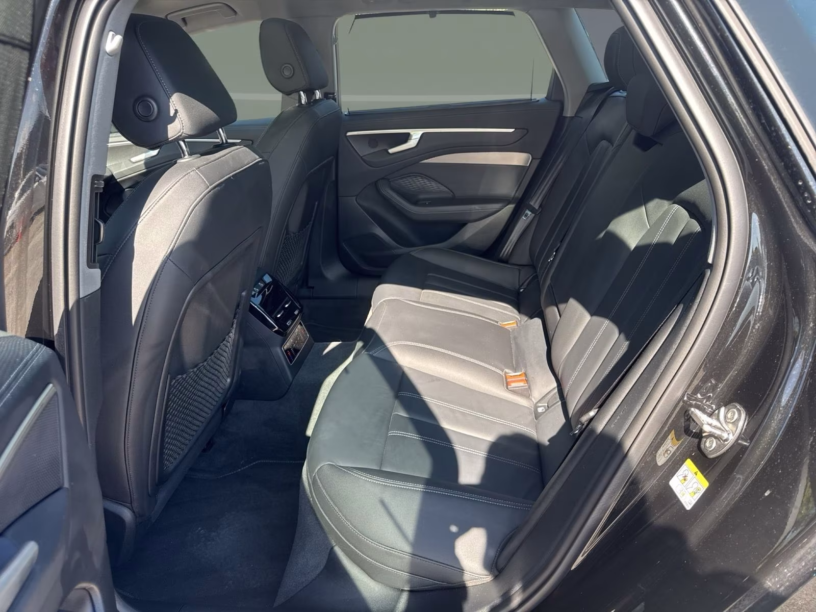 Avant TDI Tech+ MATRIX AHK PANO 360° Memory