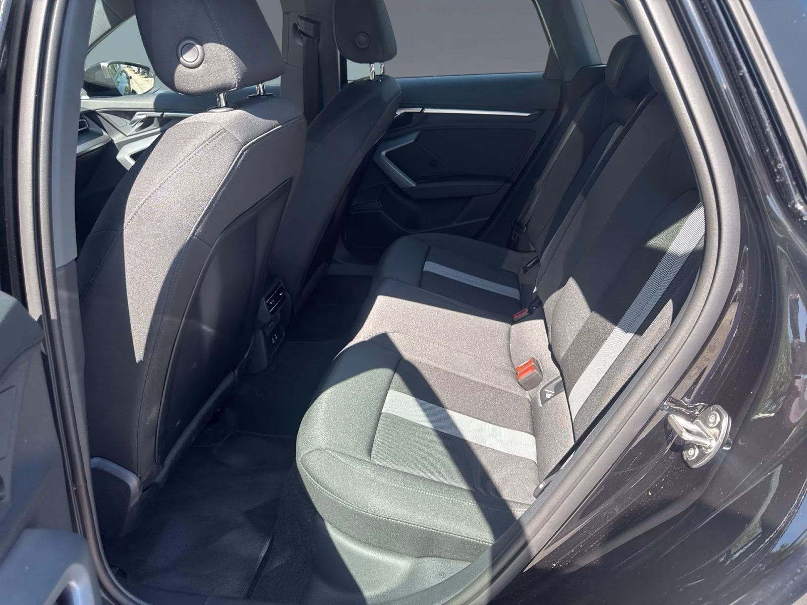 Sportback 30 TFSI LED PDC+ SHZ NAVI+ Virtual+