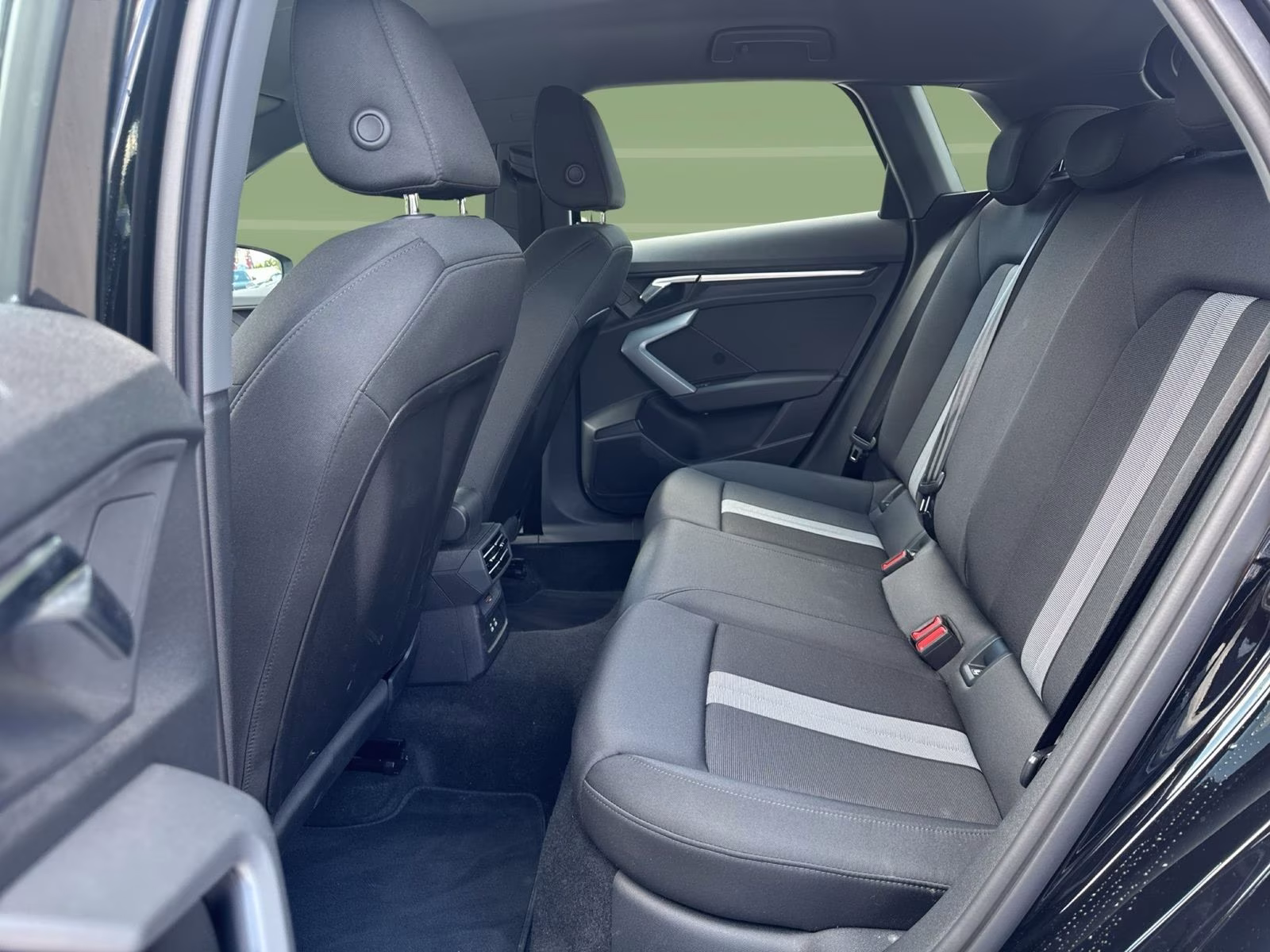Sportback 30 TFSI LED PDC+ SHZ NAVI+ Virtual+