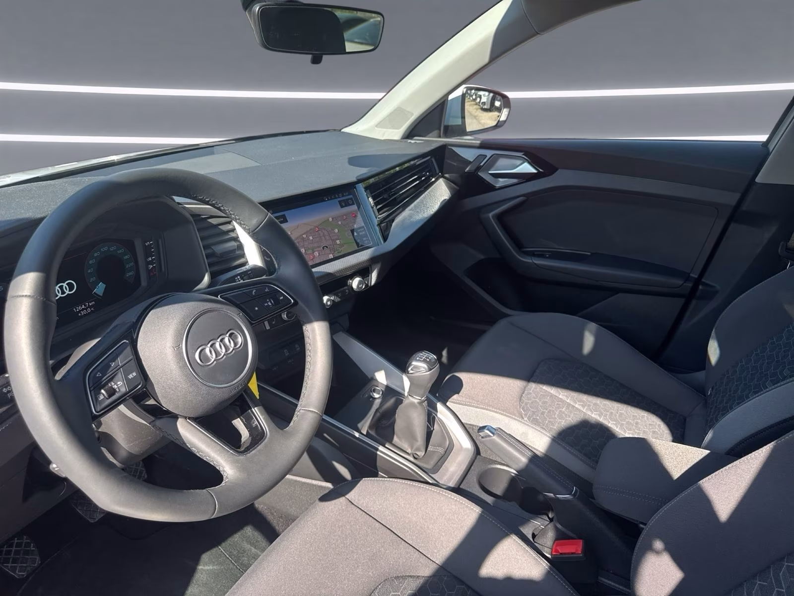 allstreet 30 TFSI NAVI+ Carplay PDC SHZ 17"