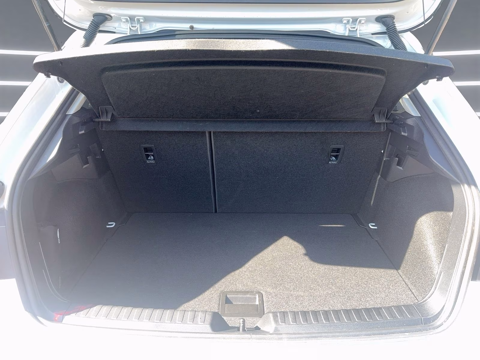 allstreet 30 TFSI NAVI+ Carplay PDC SHZ 17"