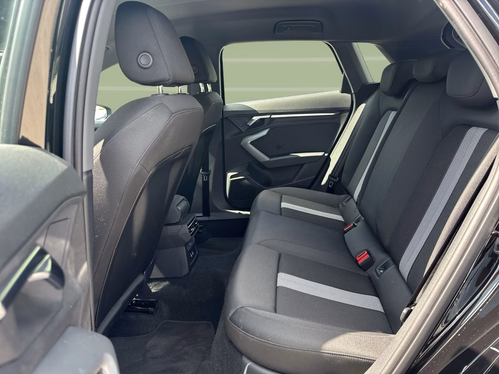 Sportback 30 TFSI LED PDC+ SHZ NAVI+ Virtual+