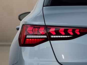 Sportback TFSI e advanced LED AHK 360° ACC