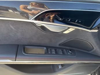 TFSI qu MATRIX AHK HuD PANO STHZG 360° ACC