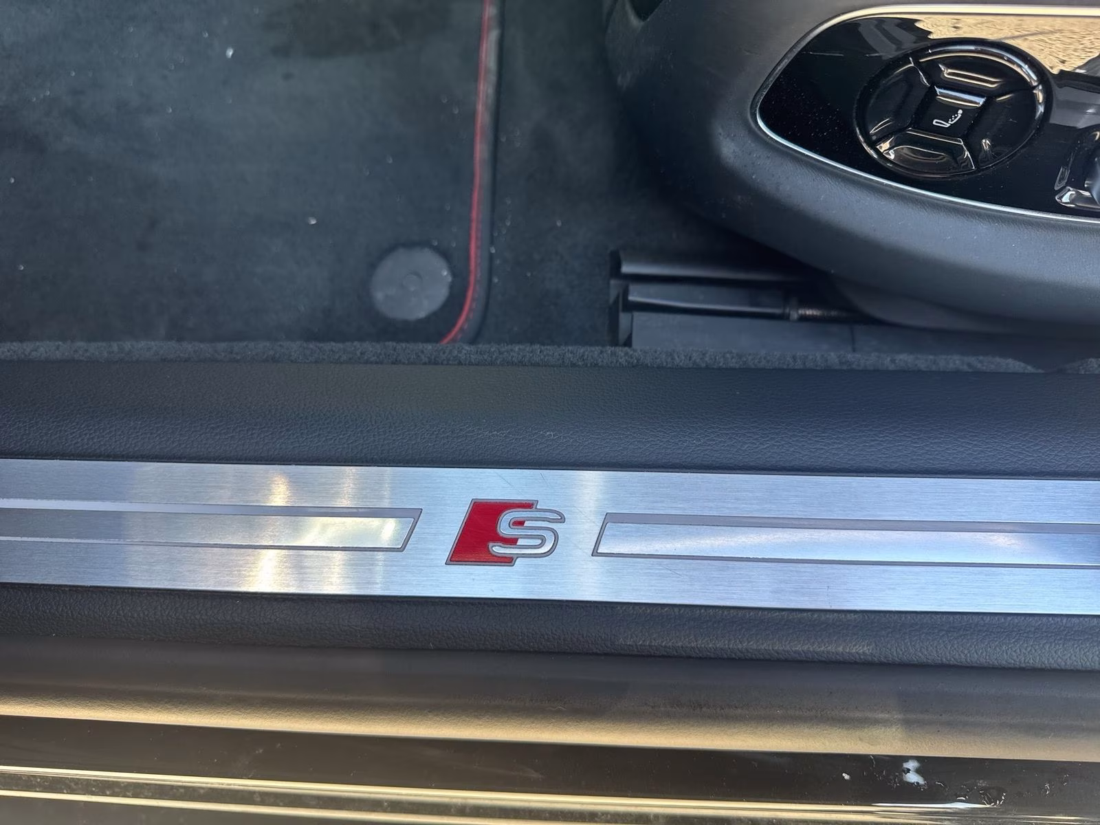 TFSI qu MATRIX AHK HuD PANO STHZG 360° ACC