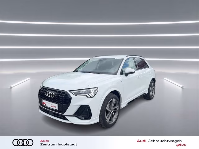 Audi Q3 40 TFSI qu S line AHK LED ACC PDC Navi+ 19&amp;quot;
